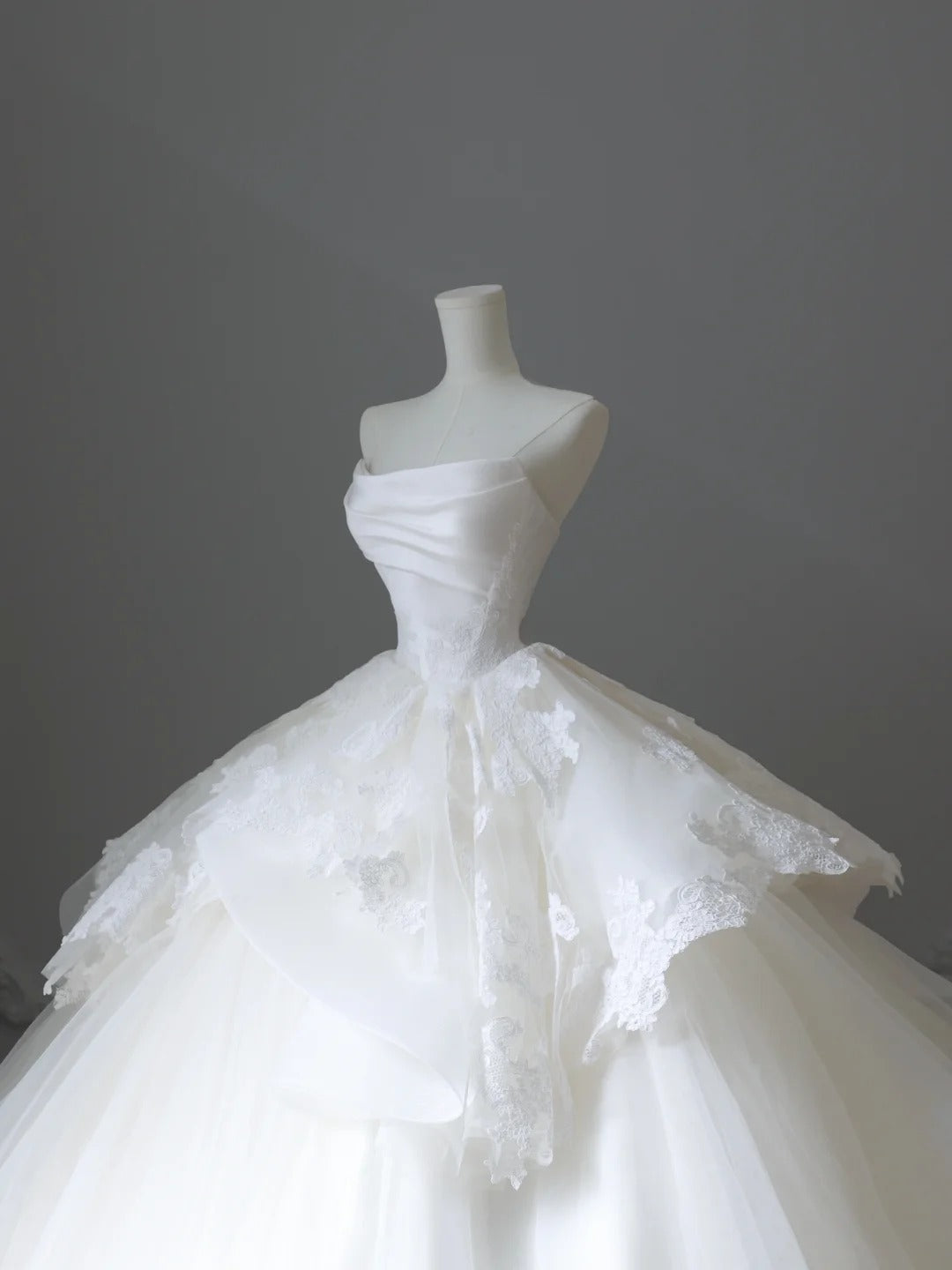 A Line Ball Gown White Tulle Long Wedding Dress Princess Bridal Gown fg7396