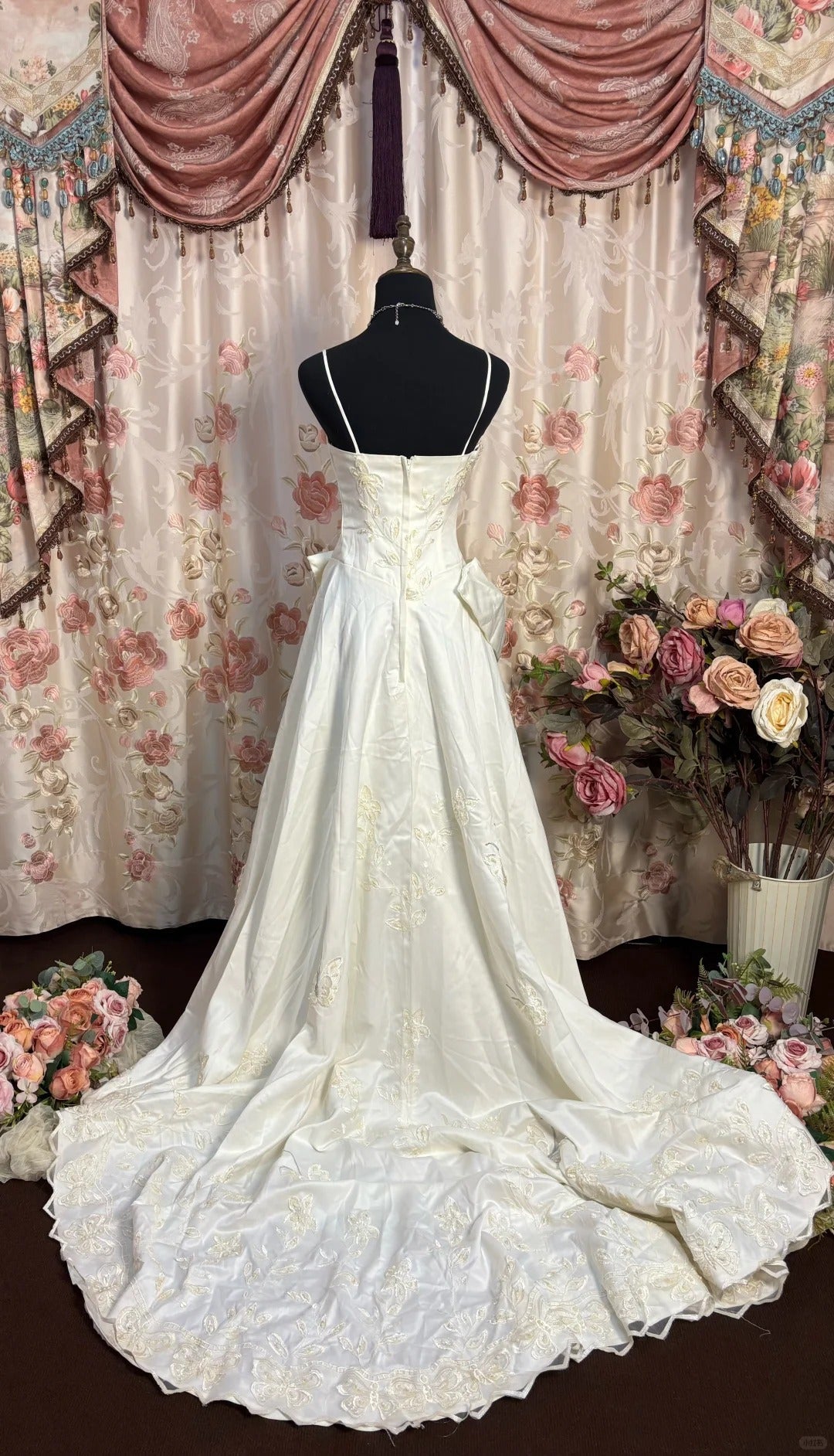 Spaghetti Straps Long Elegant Wedding Dresses Princess Bridal Gown fg7346