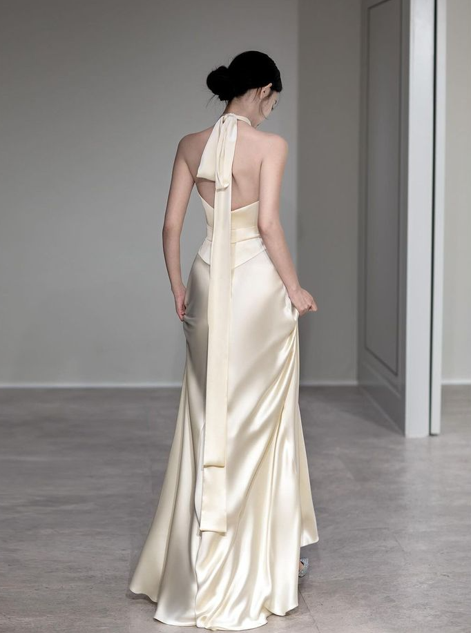 Backless Halter Long Prom Dress Elegant Evening Party Dress - FashionDia