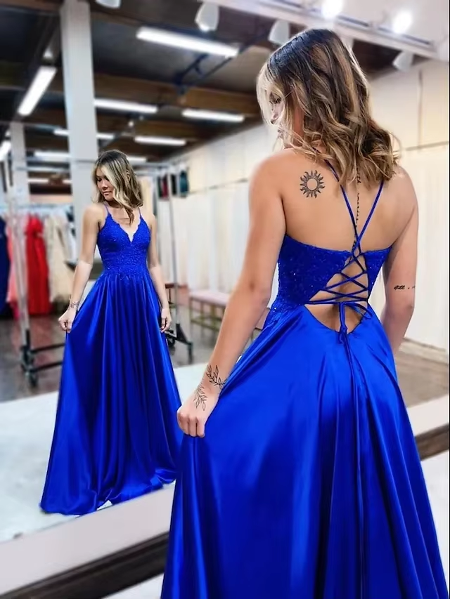 Elegant long a-line satin prom dresses v-neck split formal gown with lace appliques