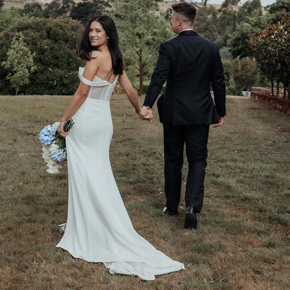 Elegant One-Shoulder Mermaid Wedding Dress fg6310