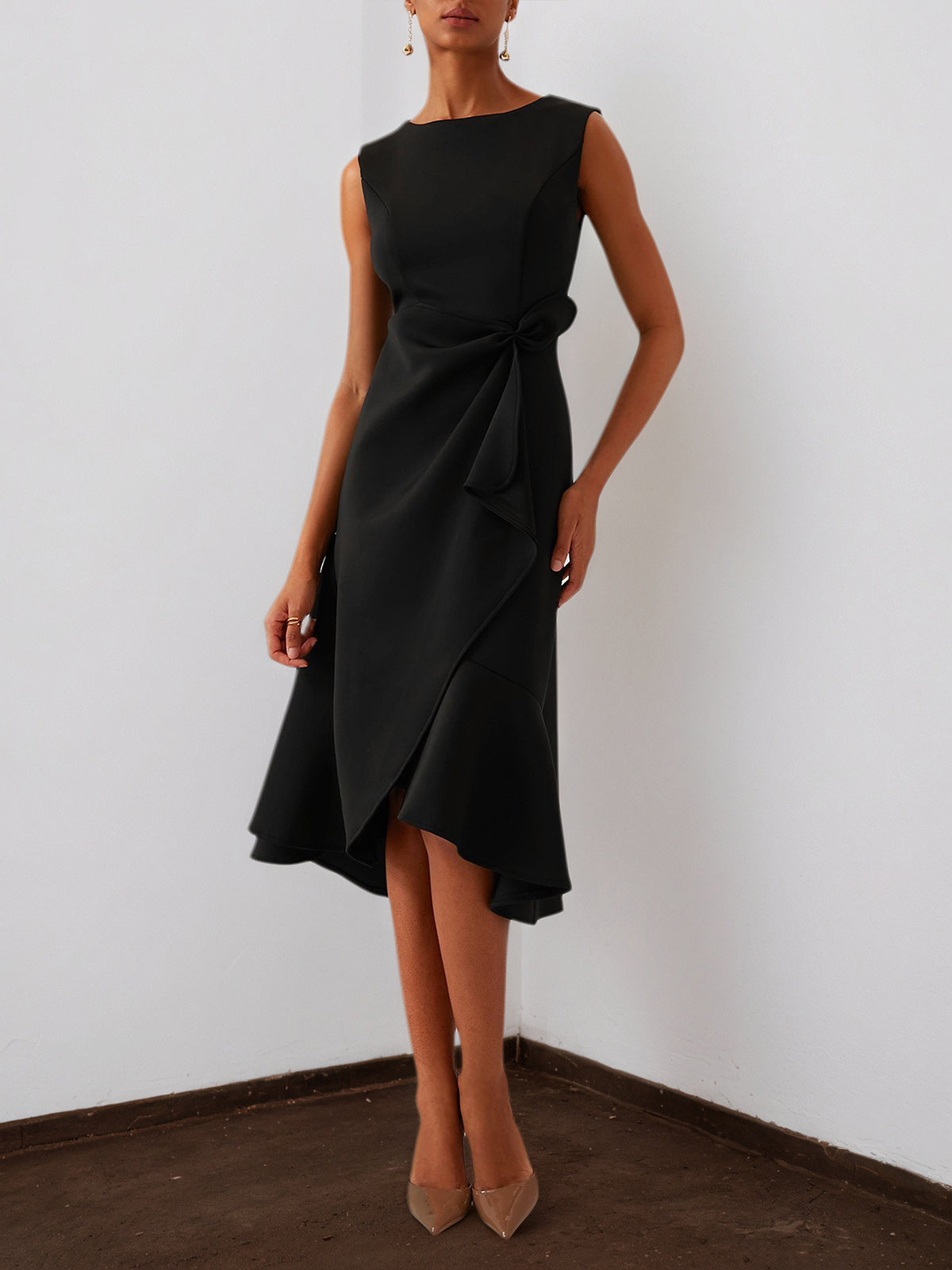 Black Sleeveless Midi Elegant A-line Dress with Waist Twist for Day-to-Night - FashionDia
