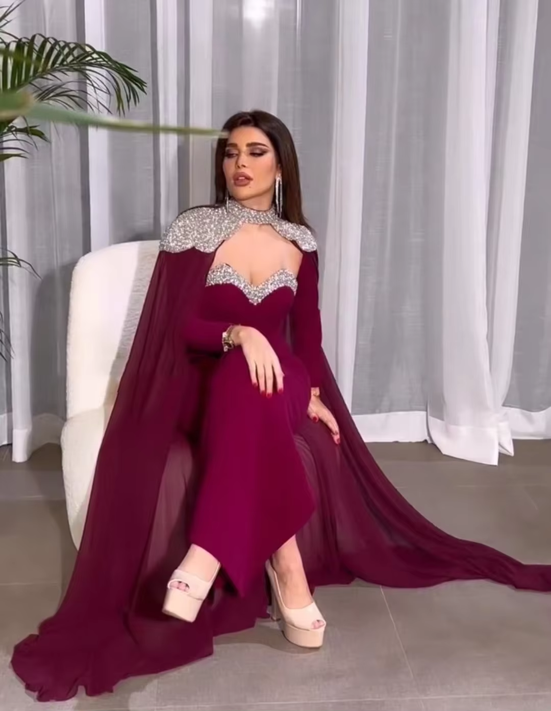 Elegant Middle East Prom Dresses with Chiffon Cape Spaghetti Straps Long Sleeve Evening Gowns Formal Occasion Party Dress - View 4 | FashionDia