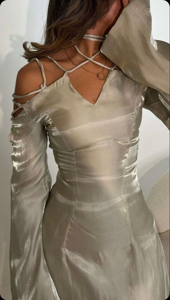 Silver Grey Prom Dress, Modern Girl Lace Up Flare Sleeves V-Neck Elegant Evening Dress - View 2 | FashionDia