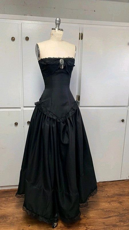 Black Strapless Vintage Formal Long Prom Dress Evening Dress J8473