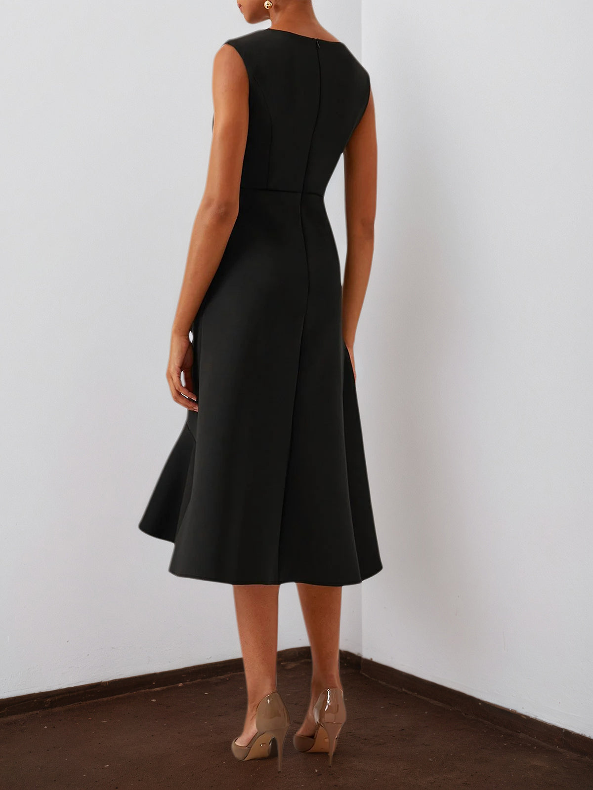 Black Sleeveless Midi Elegant A-line Dress with Waist Twist for Day-to-Night - View 2 | FashionDia