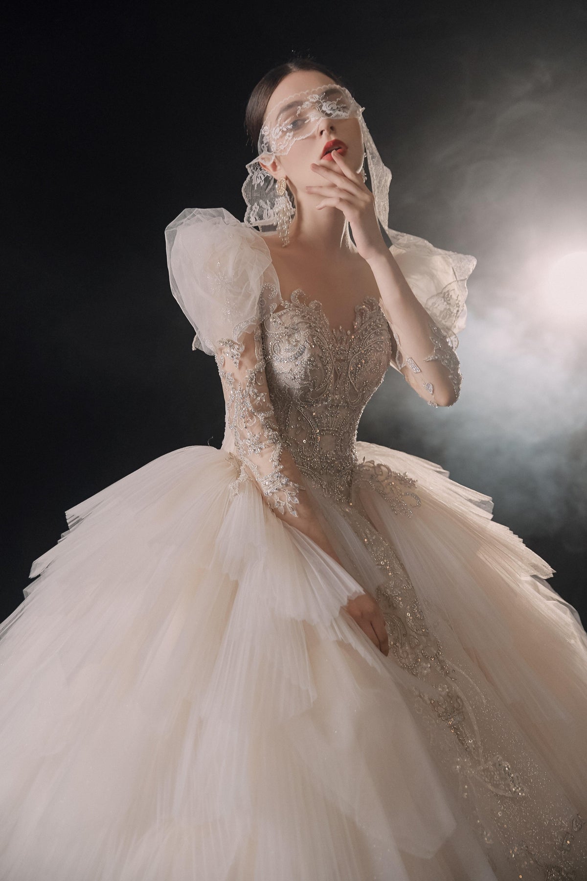 Magnificent Off-the-Shoulder Ball Gown Sweetheart Neckline Tulle Puff Sleeve Beaded Lace Long-Sleeve Wedding Dress with Layered Train E-301 (ZD16886)