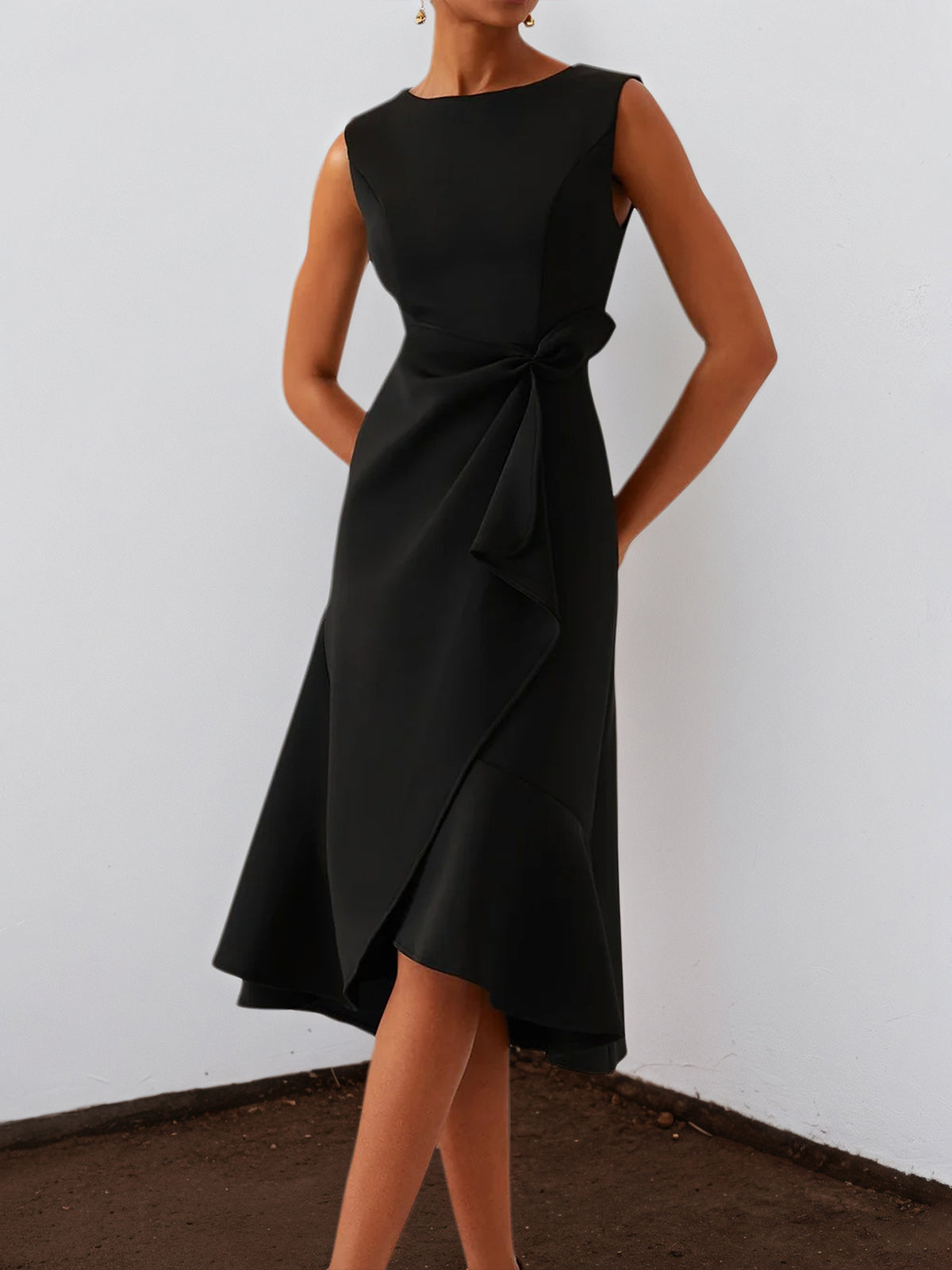 Black Sleeveless Midi Elegant A-line Dress with Waist Twist for Day-to-Night - View 4 | FashionDia