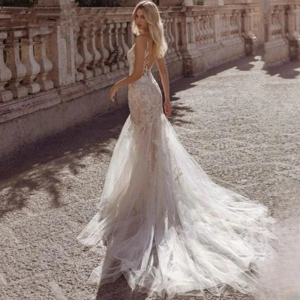 Sexy Spaghetti Straps Vestidos De Novia Lace V-Neck Mermaid Wedding Dresses Appliques Backless Vestido De Noiva (ZD14049)