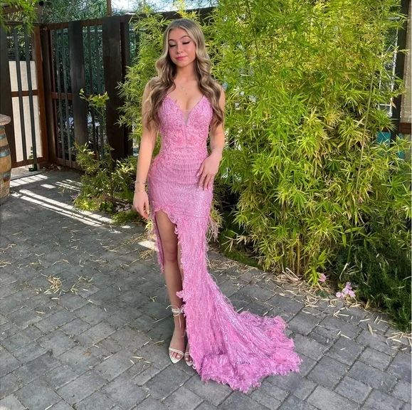 Pink Sequins Lace Feathers Mermaid Evening Dress Slit Prom Dress - FashionDia