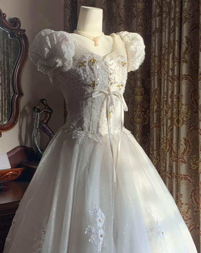 Classy White Ball Gown Tulle Lace Beaded Long Wedding Dress Formal Bridal Dress