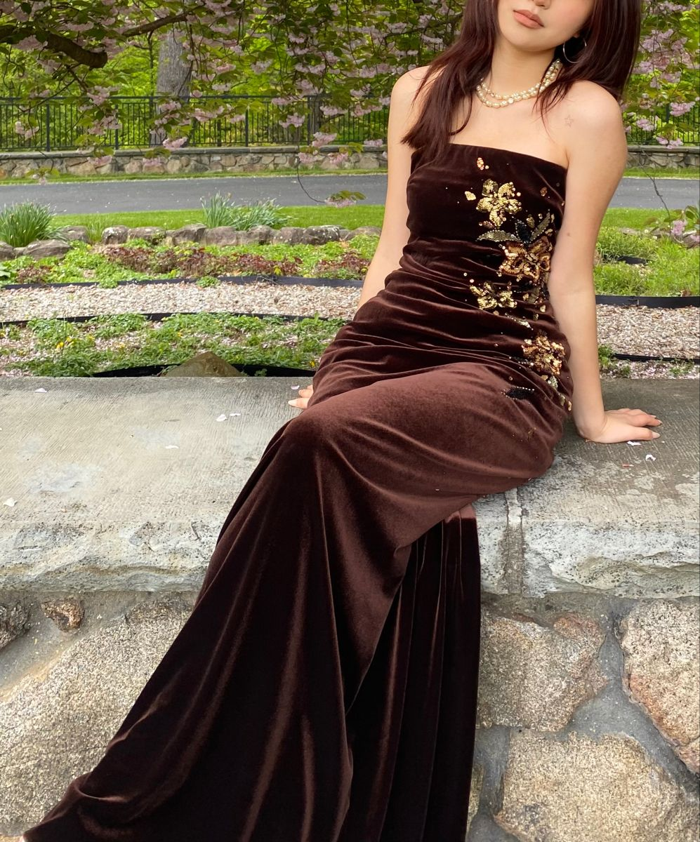 Vintage Strapless Brown Velvet Mermaid Evening Dress Long Wedding Guest Dress