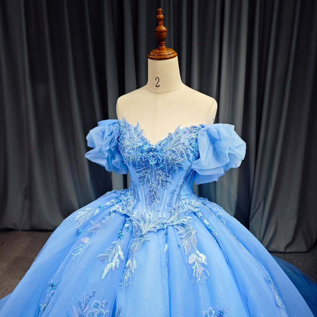 Elegant A Line Off the Shoulder Blue Ball Gown Quinceanera Dress with Beading Appliques