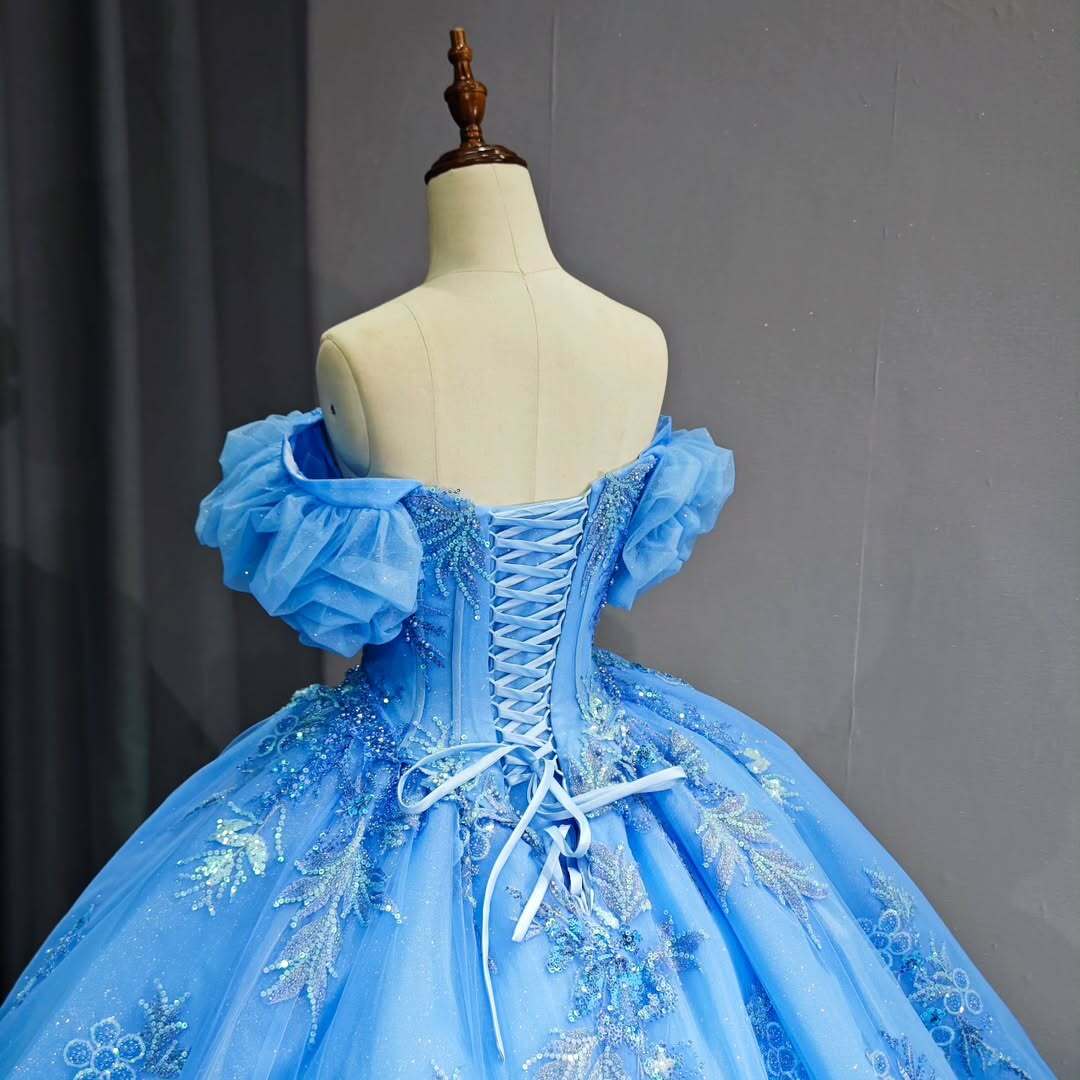 Elegant A Line Off the Shoulder Blue Ball Gown Quinceanera Dress with Beading Appliques