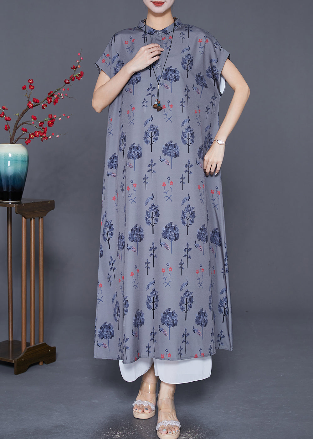 Classic Vintage & Enduringly Stylish Dress