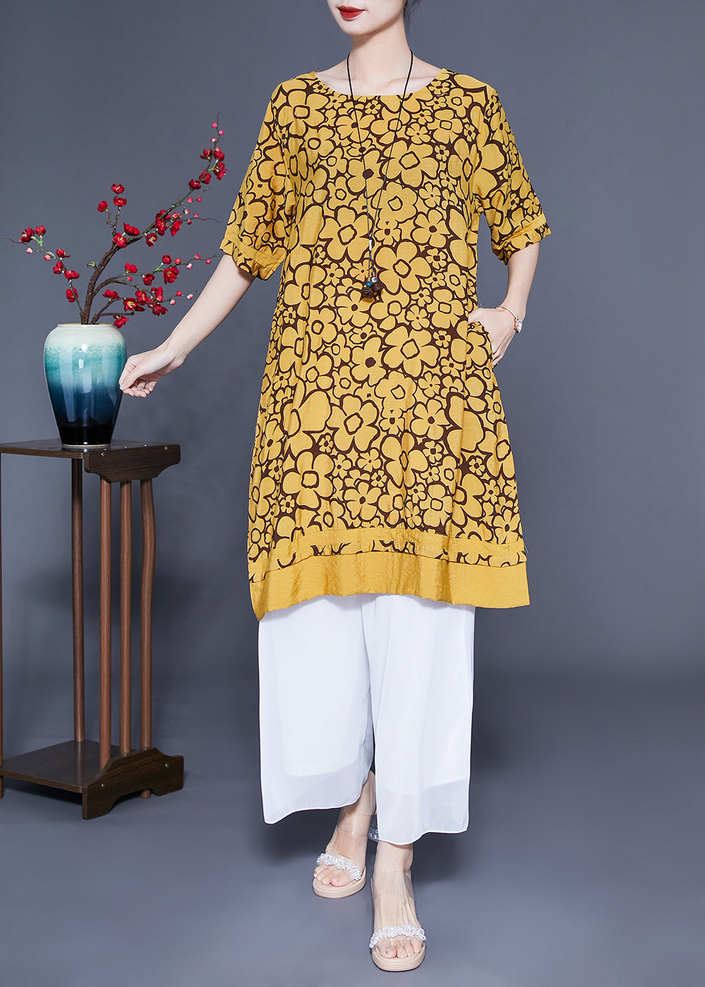 Gracefully Styled Dress for Any Occasion