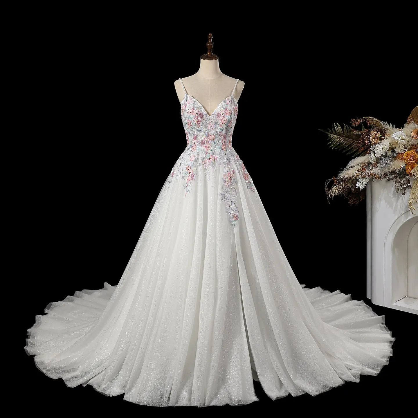 Glamorous White Floral Applique A-Line Tulle Wedding Dress with Train ZP066