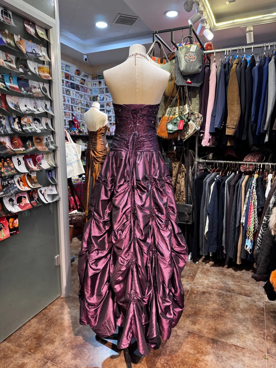 Vintage Luxury Sweetheart Neckline Embroidered Layered Pleated Satin Long Prom & Evening Dress - View 3 | FashionDia
