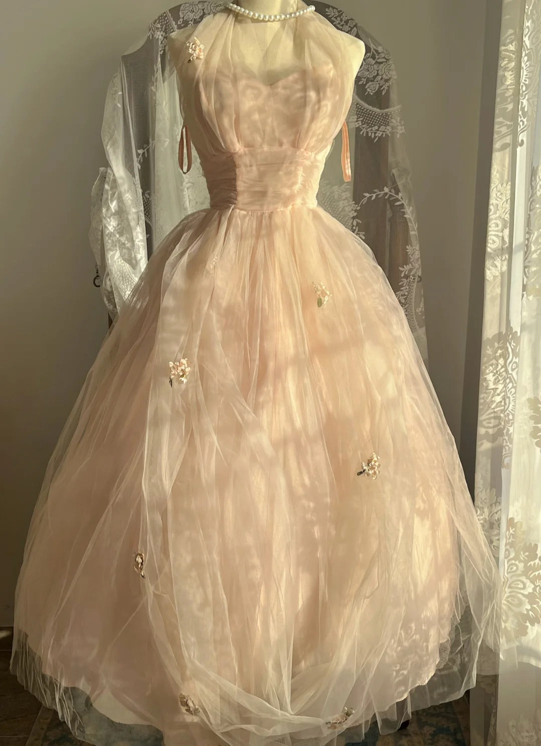 Sweet Pink Halter Neck Tulle Long Ball Gown Evening Dress - FashionDia