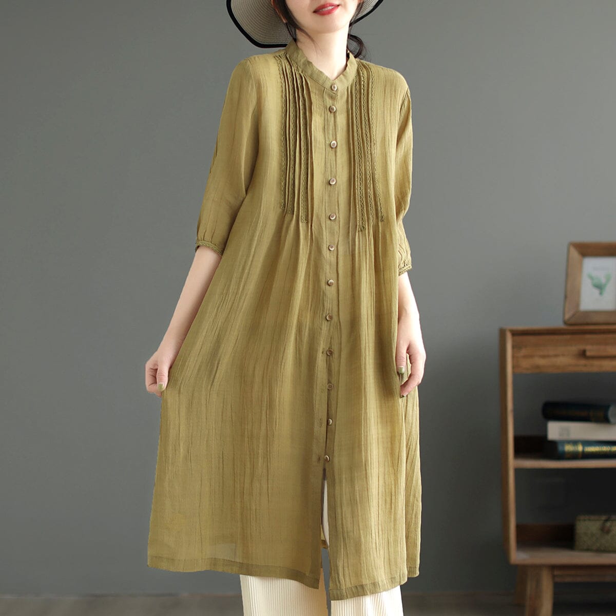 Sophisticated Dress with a Clean Classic Look