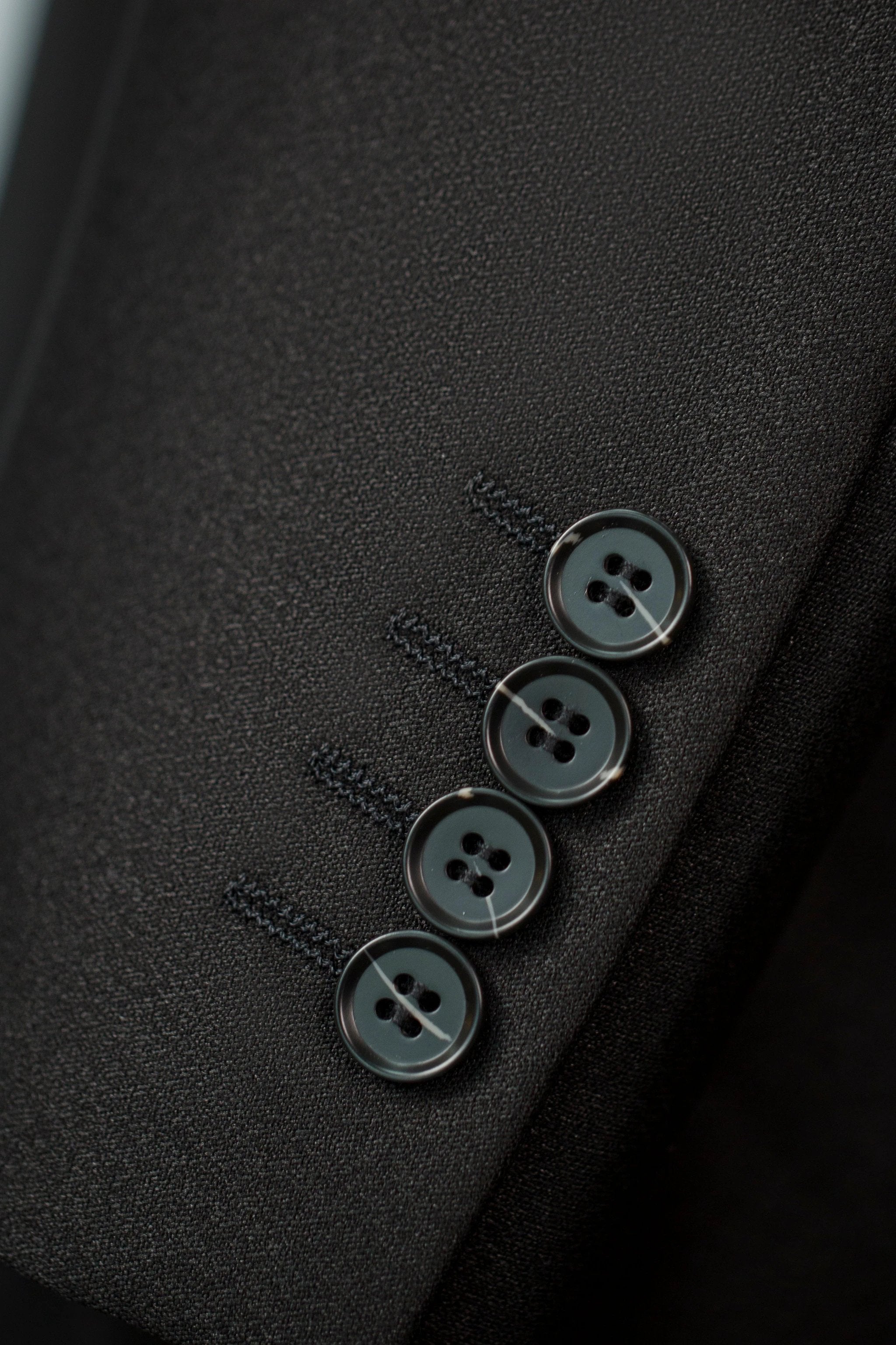 Double-Breasted Black Wool Tuxedo for Groom and Groomsmen Formal Wedding Suit (ZD17103)