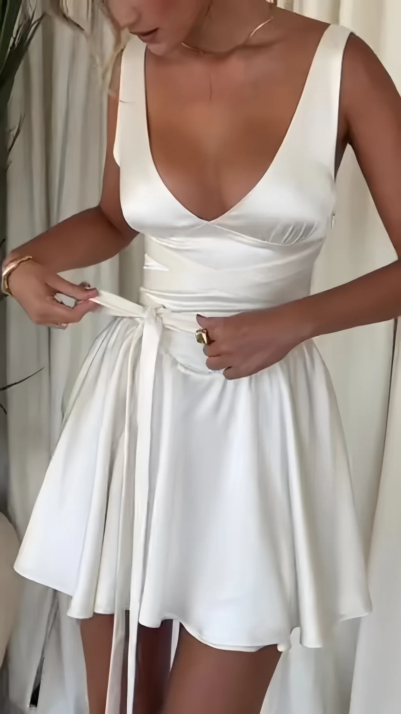 White V-neck Homecoming Dresses Elegant Short Cocktail Party Dress J8768
