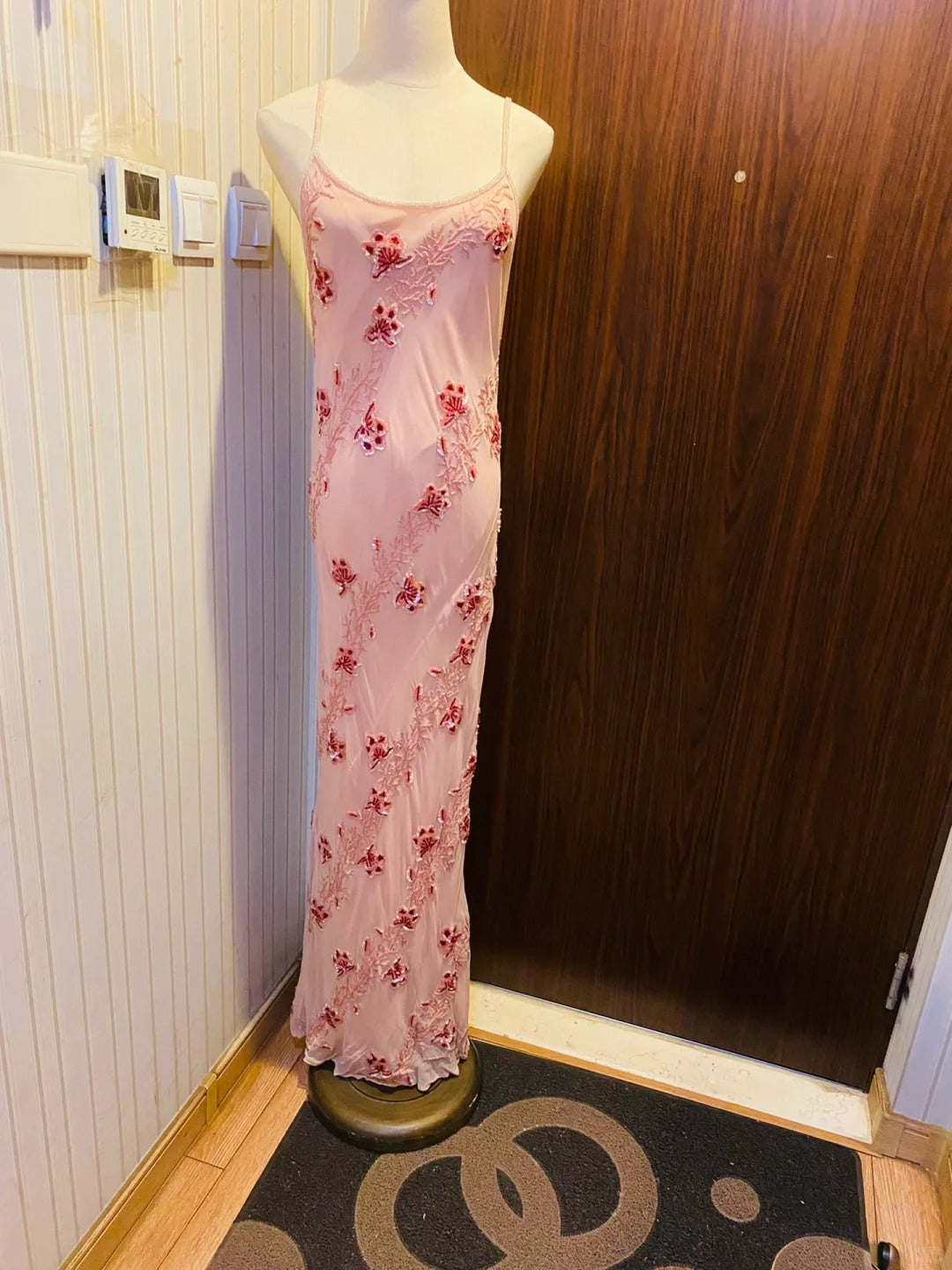 Sweet Pink Sequined Beaded Halter Chiffon Long Prom Dress Evening Dress