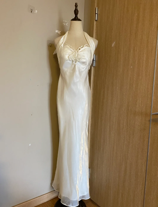 Elegant White Mermaid Halter Neck Satin Long Prom & Evening Dress - FashionDia