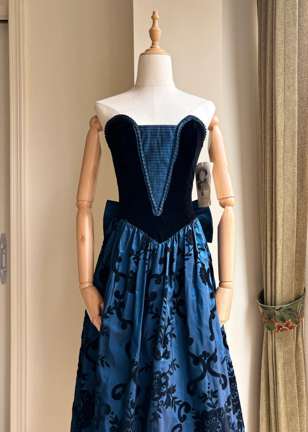 Retro Blue And Black A-Line Strapless Bow Jacquard Velvet Long Prom & Evening Dress - View 6 | FashionDia