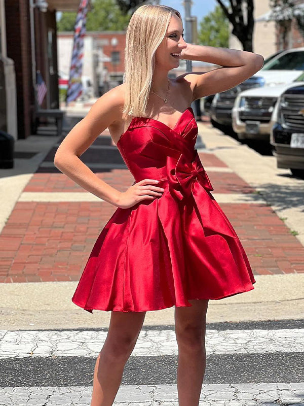 A-line Sweetheart Satin Short Homecoming Dress with Bow