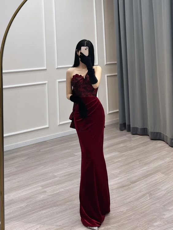 Sexy Mermaid Sweetheart Velvet Burgundy Long Prom Dress - FashionDia