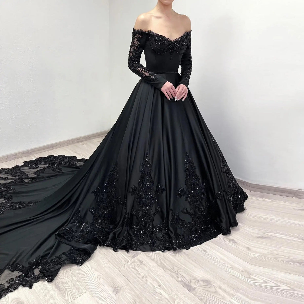 Black Luxury Gothic Wedding Dress Heavy Beading Lace Ball Gown ZP198 - VelvetHem