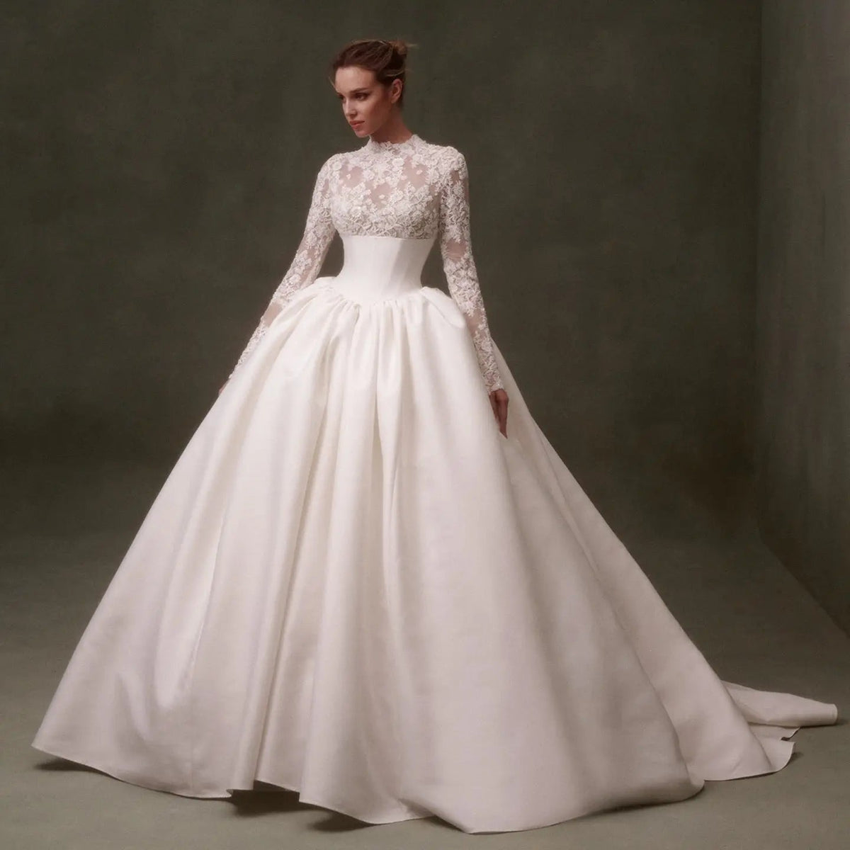 Classic Long Sleeve Lace Ball Gown Wedding Dress ZP180