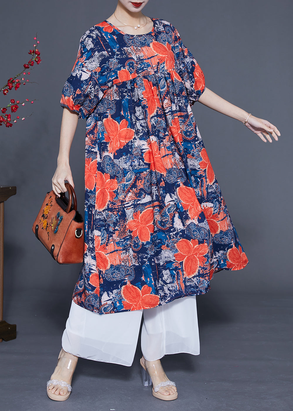 Gracefully Styled Dress for Any Occasion