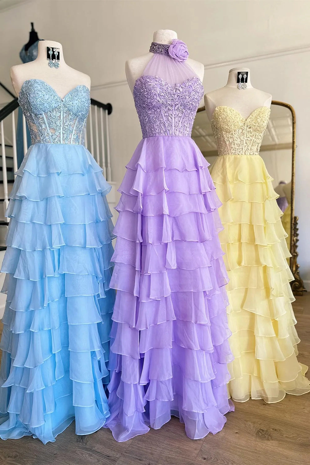Cute A-Line Sweetheart Long Lace And Chiffon Prom Dress - View 3 | FashionDia