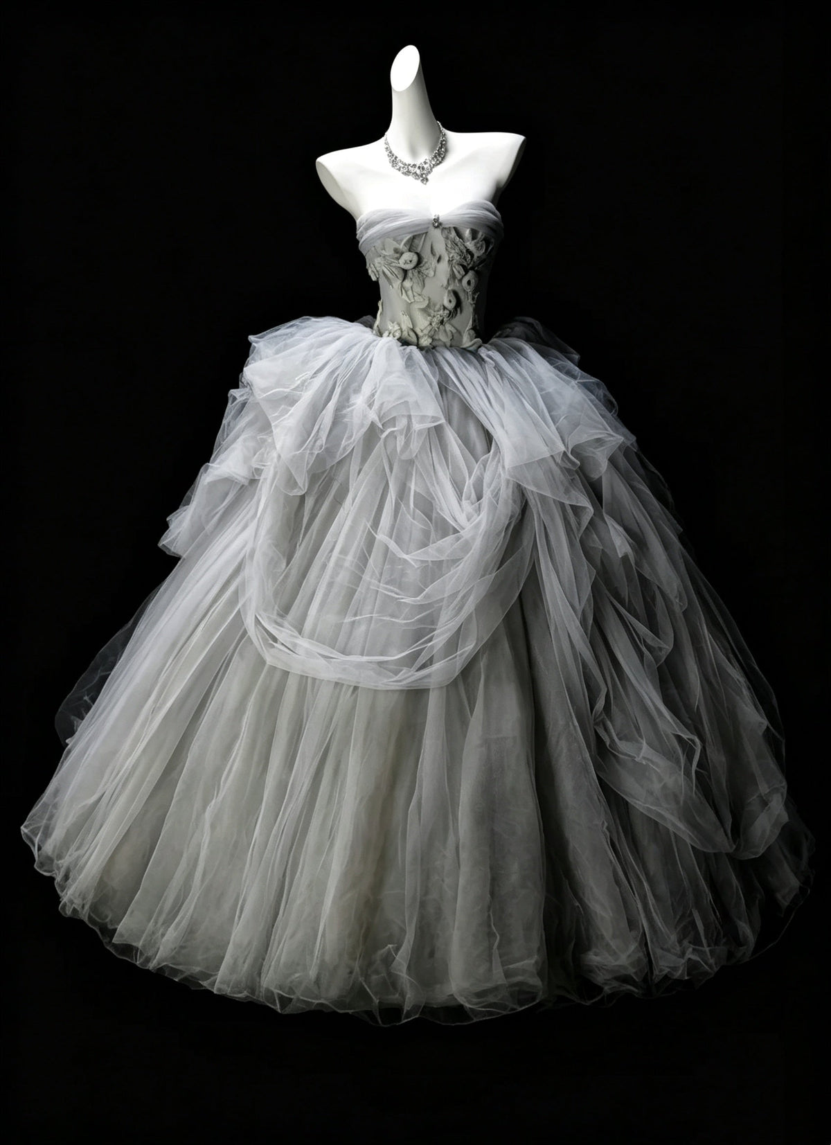 Classy Strapless Gray Tulle Appliques Sweet 16 Dress Formal Quinceanera Dress D3635