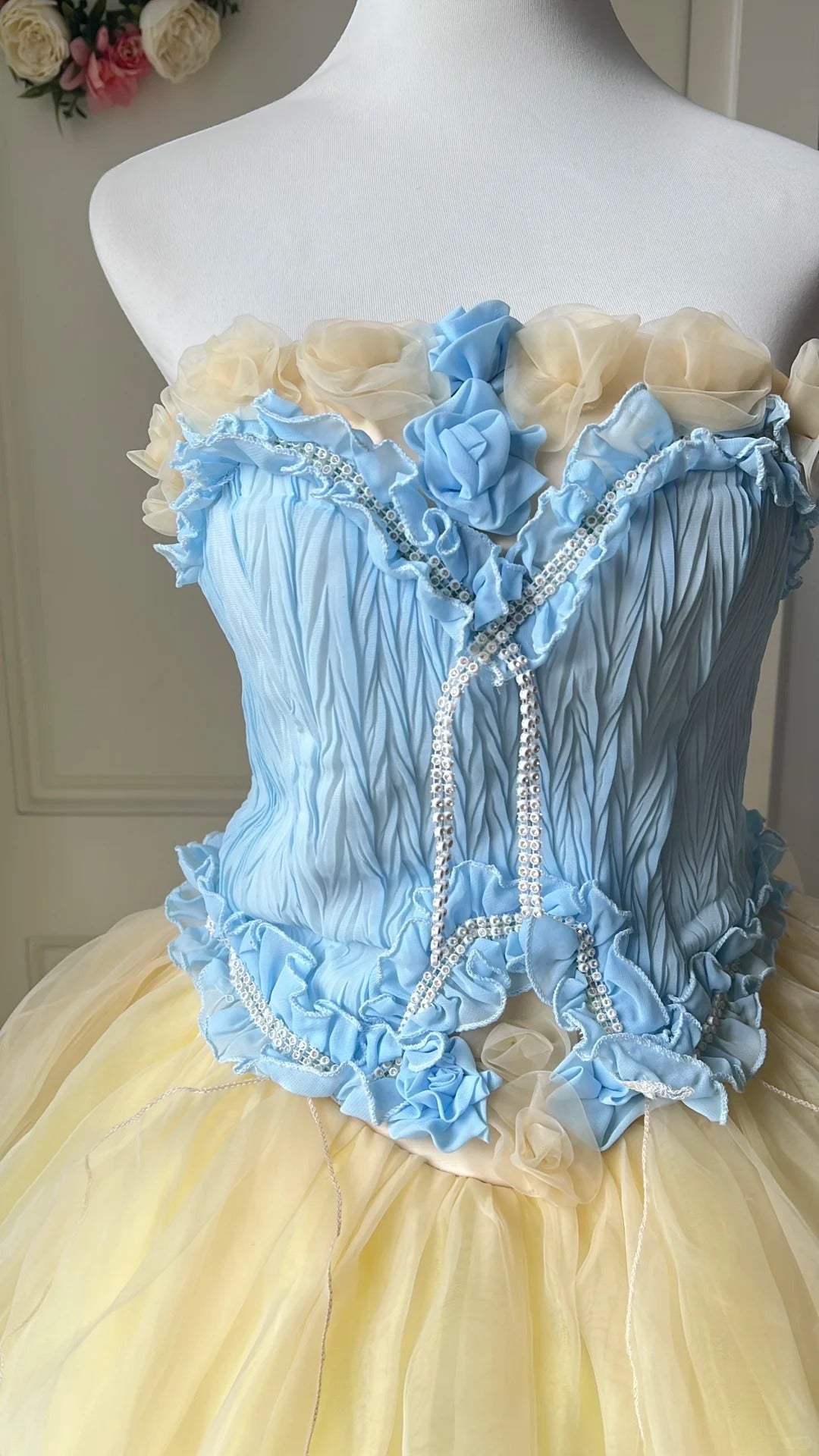 Dreamy Blue and Yellow Color-blocked Strapless Tulle Ball Gown Evening Dress Sweet 16 Dress - View 3 | FashionDia