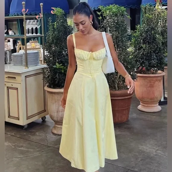 Lovely Yellow Long Prom Dress A Line Satin Party Evening Gown Y7578 - VelvetHem