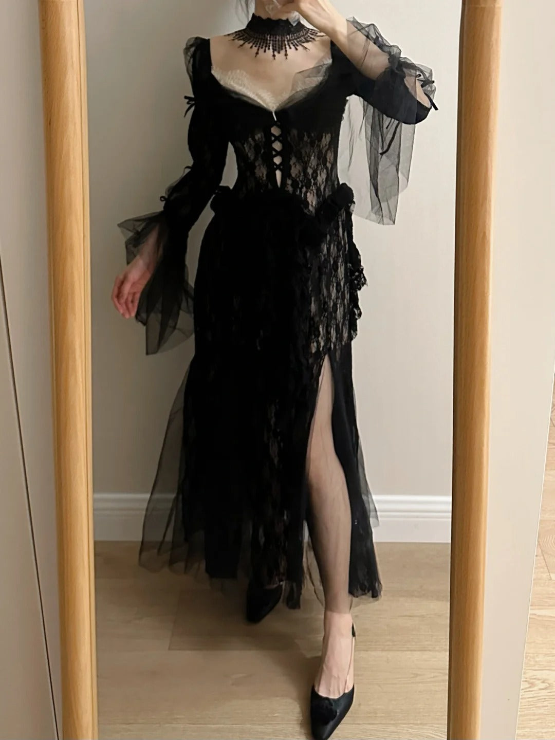 Dark Vintage Black Long Sleeve High-Slit Lace Tulle Prom & Evening Dress - View 5 | FashionDia