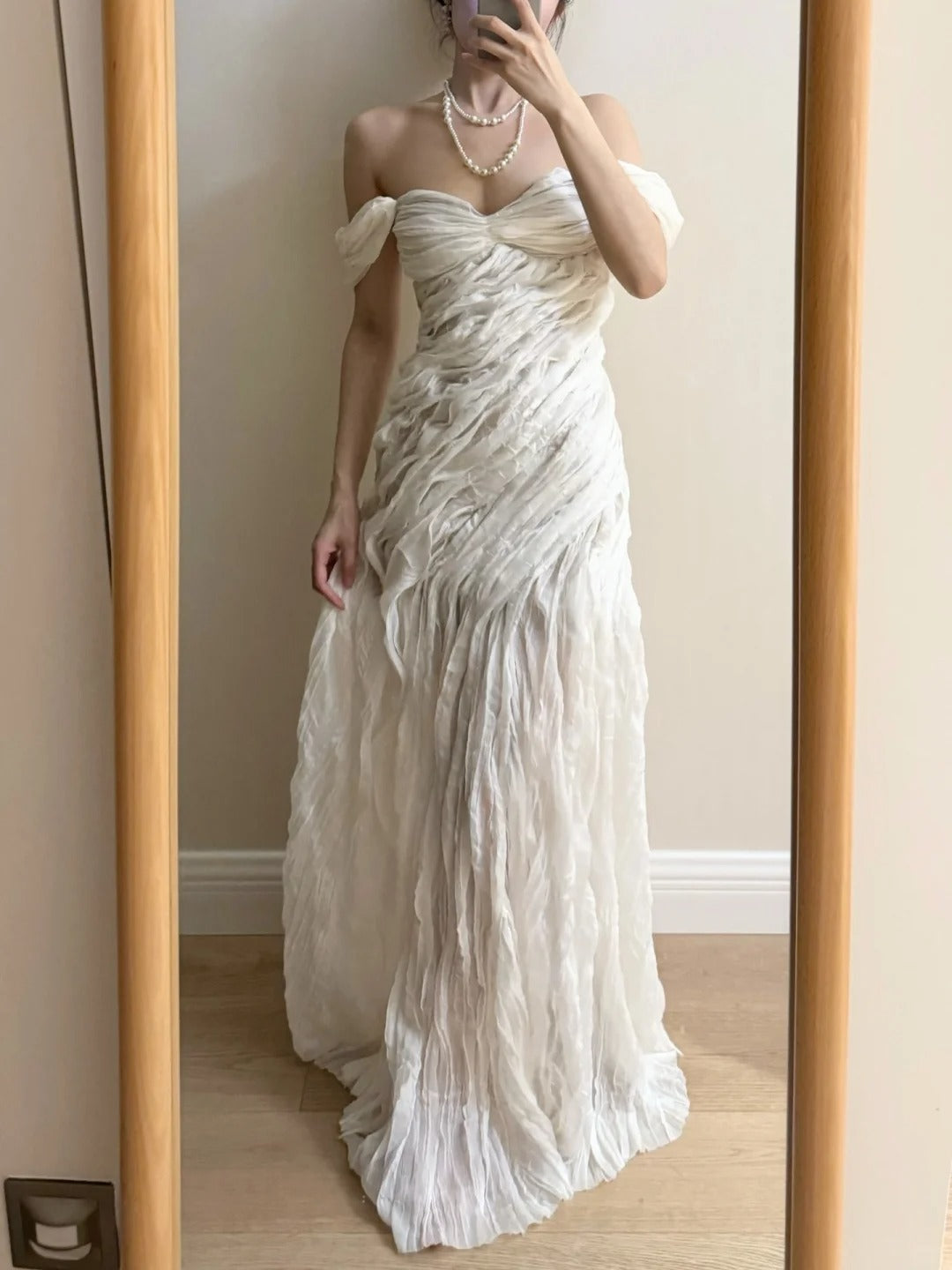 Elegant Ivory Pleated Satin Long Prom Dress Evening Dress - VelvetHem