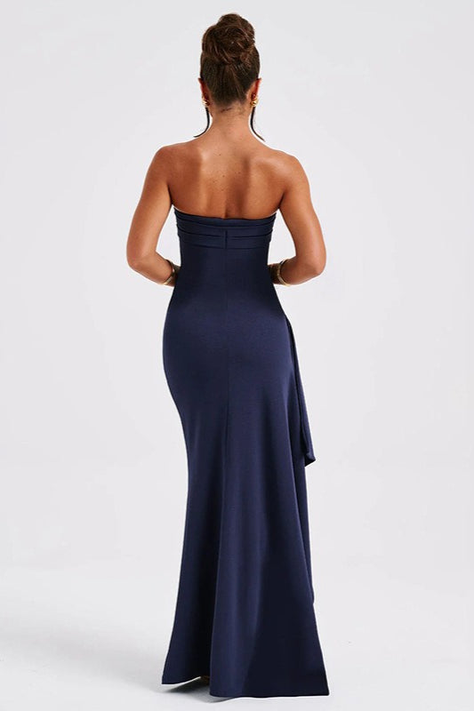 Modern Dress Inspired by Contemporary Streetwear Fashion 12