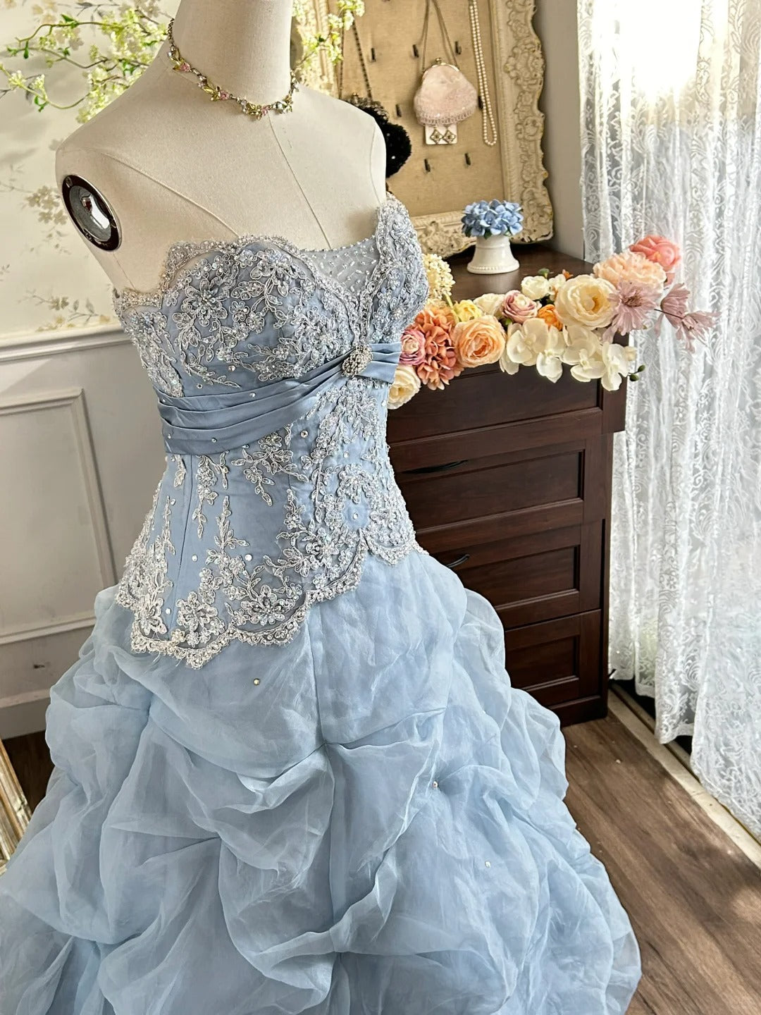 Vintage Princess Light Hazy Blue Strapless Lace Embroidered Tulle Ball Gown Evening Dress - View 3 | FashionDia
