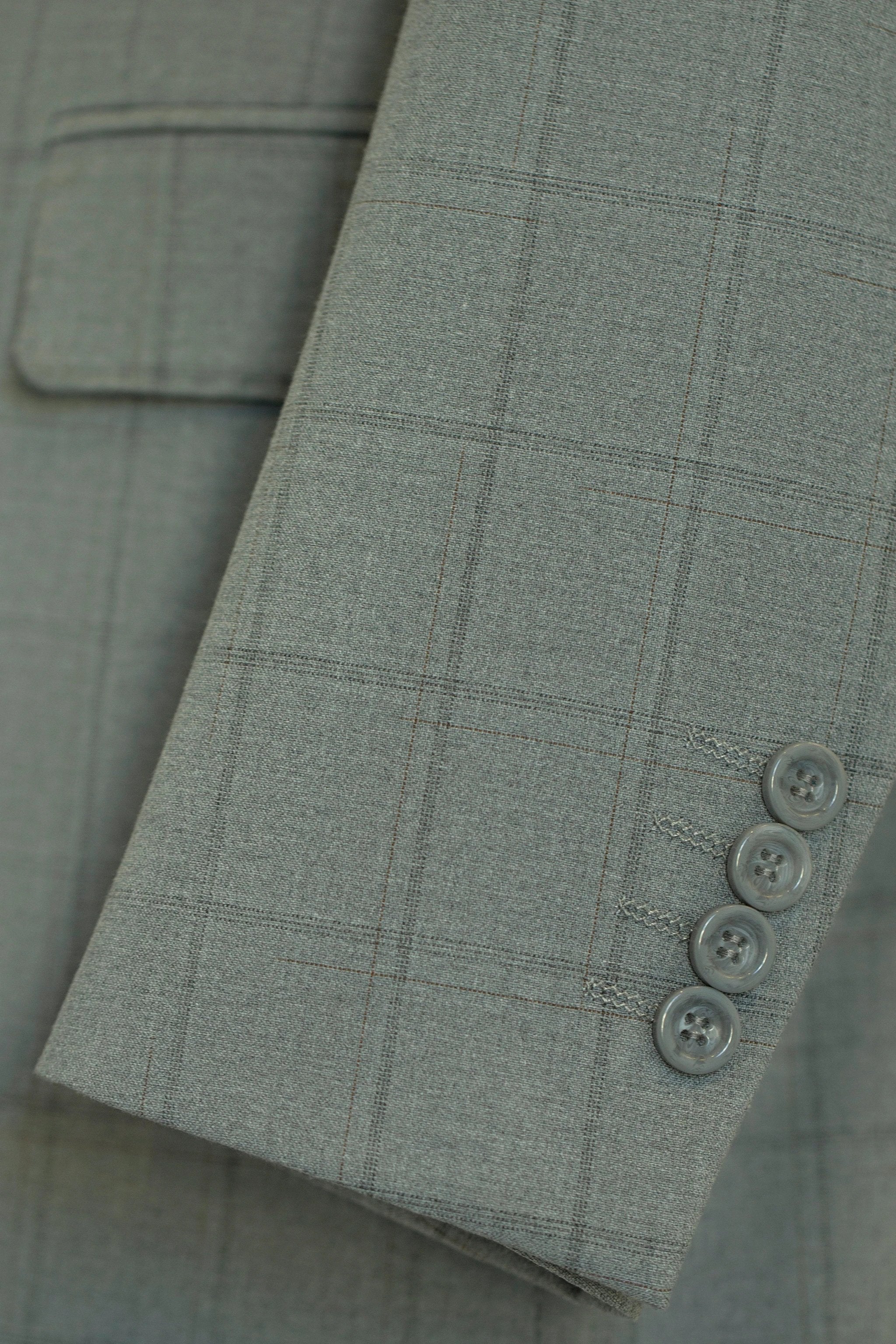 Light Grey Windowpane Wool 3 Piece Wedding Suit For Groom And Groomsmen (ZD17114)
