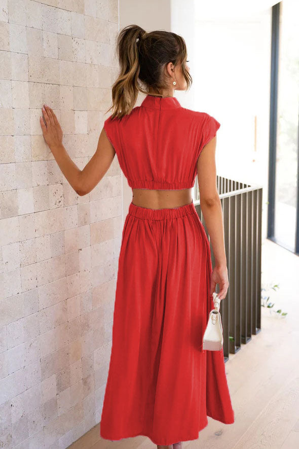 Effortless Rafaela Holiday Midi Dress with Cut Out Waist and Pockets Chic Silhouette Collection