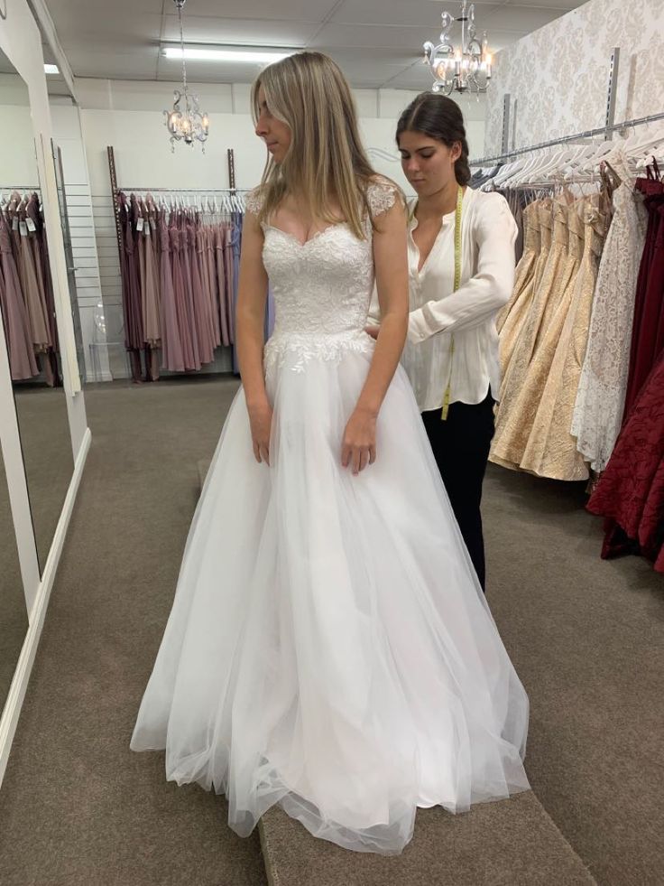 A-Line Long Lace Tulle Wedding Dress Lace Up Back Bridal Gown - View 2 | FashionDia