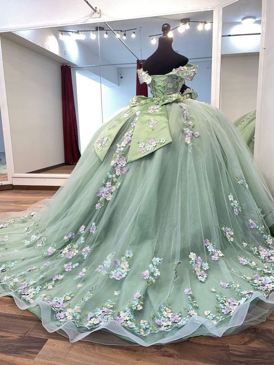 A-Line Quinceanera Dress Lace Appliques Sweet 16 15 Ball Gown - FashionDia