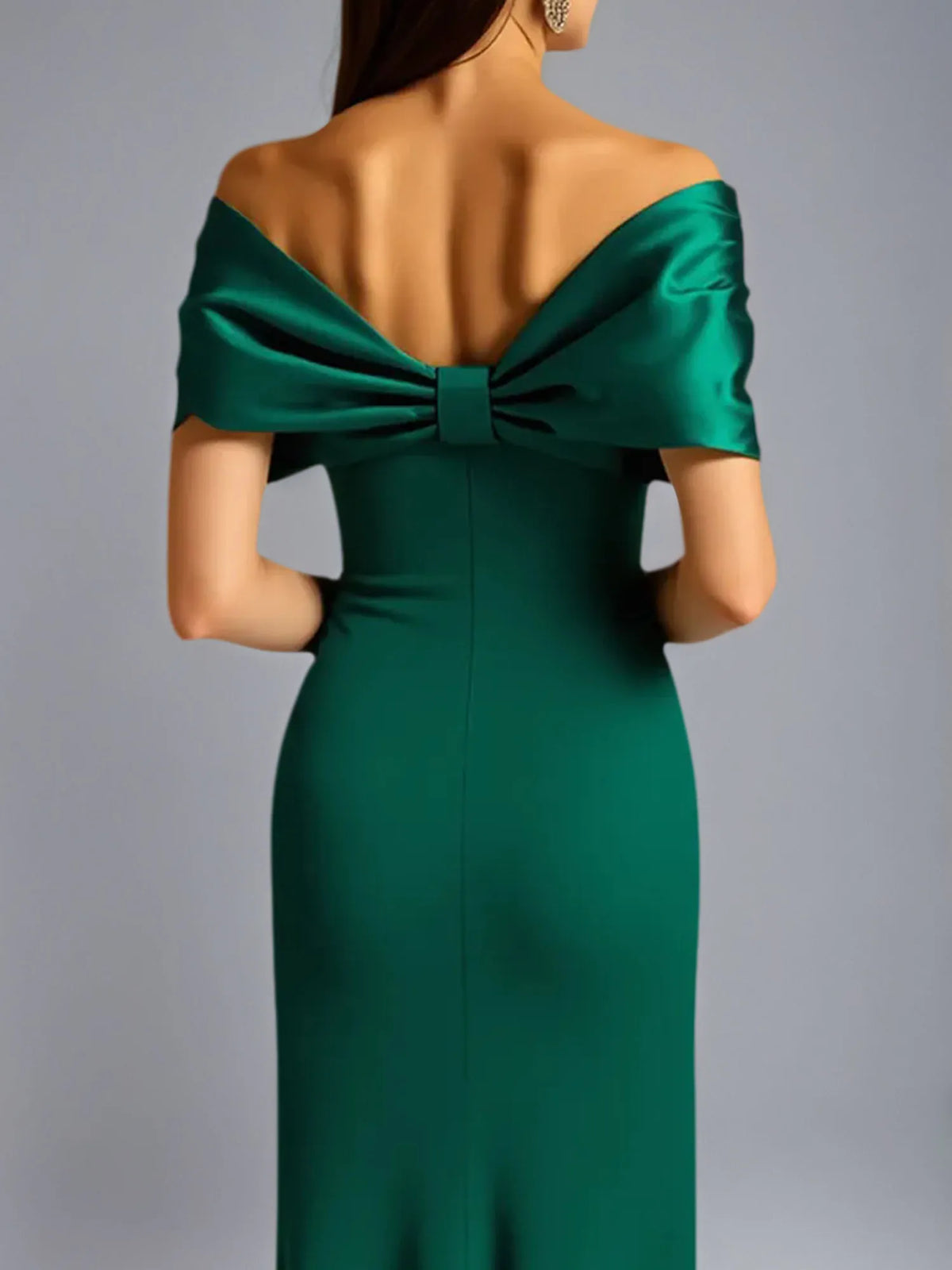 Sheath/Column Off-the-Shoulder Long Formal Dress - View 4 | FashionDia
