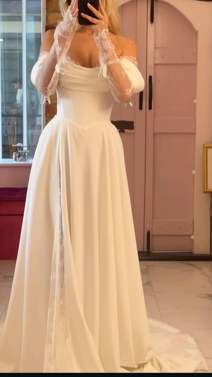 Off Shoulder Long Lace Long Sleeves Wedding Dress Bridal Gown - VelvetHem