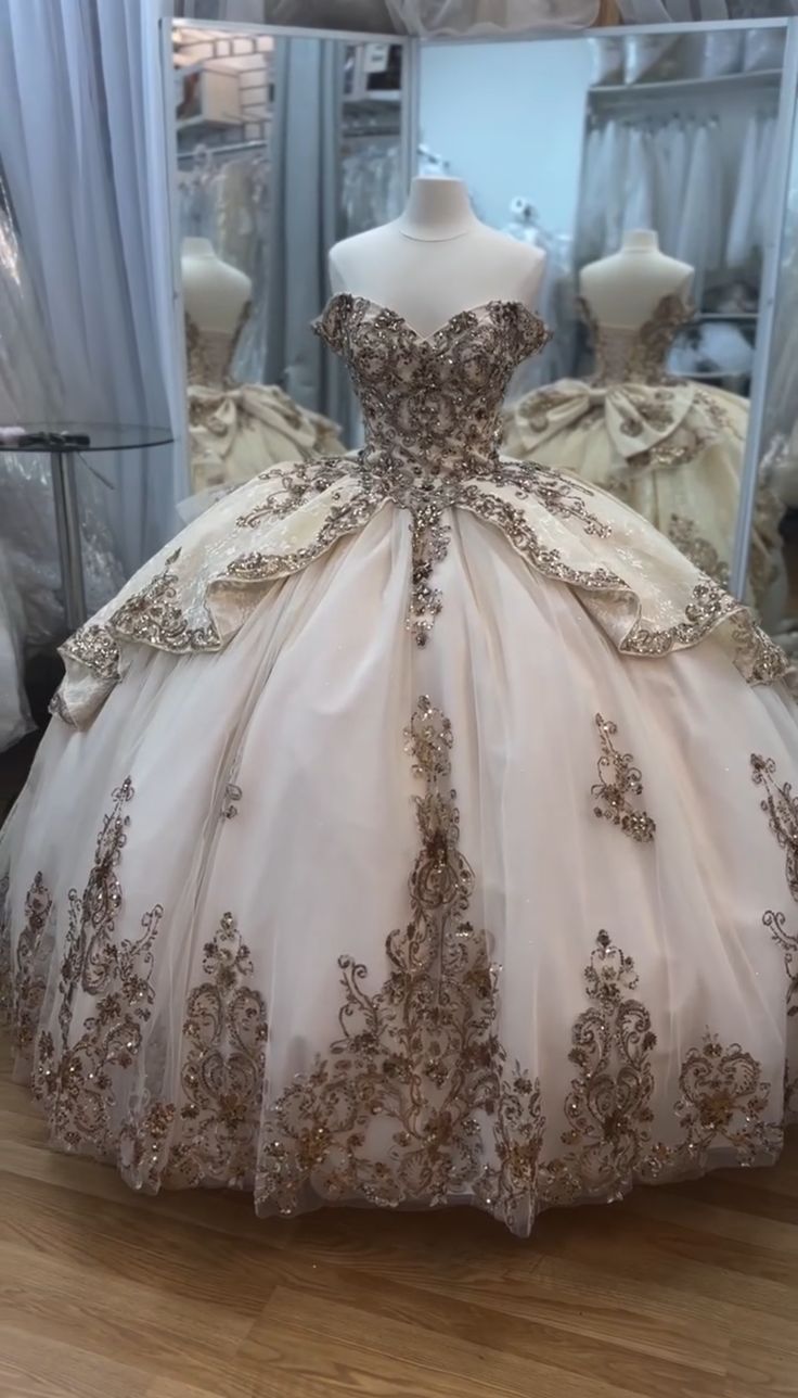 Ball Gown A-Line Off-the-Shoulder Quinceanera Dress Sweet 16 Ball Gown - View 2 | FashionDia