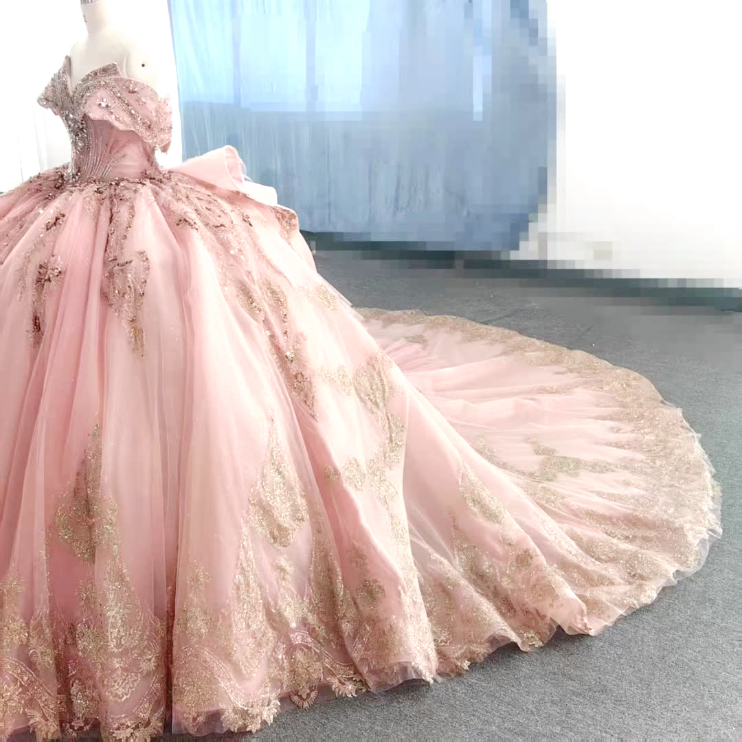 Princess Pink Sweetheart Ball Gown Quinceanera Dress with Appliques Sweep Train - View 4 | FashionDia